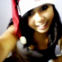 se vcs quiserem saber oq eu acho dessa xuranha olha ai http://t.co/Zji3gAPh Te amo irmã, sabe né tamo junto e ta firmão s2s2s2