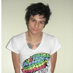 drop dead , tatto , piercings , play 3 , naruto , fresno , corinthians ,  nike , pokemon , super mario , dragon ball , kinder ovo , supra , nxzero , t mills.