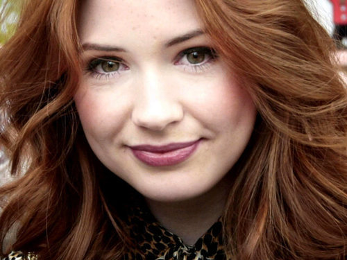 Amelia Pond (n); The Girl Who Waited. The Impossible Girl whizzing through all of time and all of space. 'Ello there. || (11/01/12♥) #SuperGeekSquad