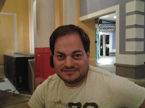 rsant2000's profile picture. 