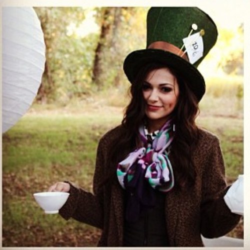 I love @MacBarbie07. I do follow back so just ask! :) #MOTAvator ❤