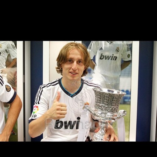 Football player @realmadrid.
I am very glad for joining Twitter.
¡Hala Madrid!