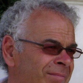 RobertRefuge10's profile picture. 