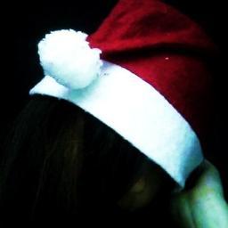 15 years.Funny music-loving girl.A bit crazy.Little dreamer with lot of fantasy. Life my Live how God gave it 2 me and try to make the best of it .Just smile :)