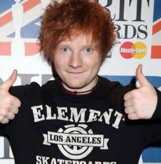 I looooooove Ed Sheeran. He's like my life. Belieber and Directioner too :)