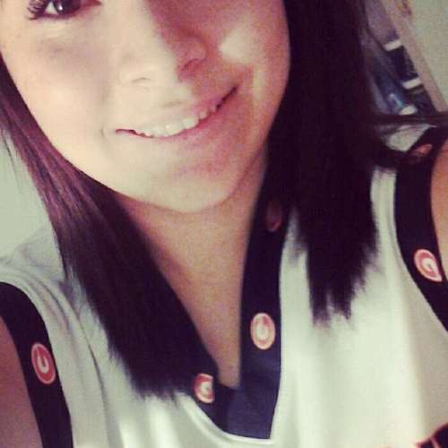 Mari , Mariee 
6teen 
Sophmore
BasketbaLl 
#12 
ISpread SmiLes Like Herpies:) 
10/12/12 #TeamTaken