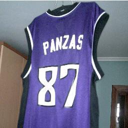 Basque fan of Team Visma-Lease a bike and the Sacramento Kings. Realeko bazkide 1993.urtetik.
Basketball player for Mundarro.
Cycling, basketball and football