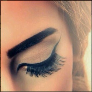 ما عَاد آبي هَالحـب لُو هو يطُوعِي ☺ . .                                       Instagram : mt3ben8lby