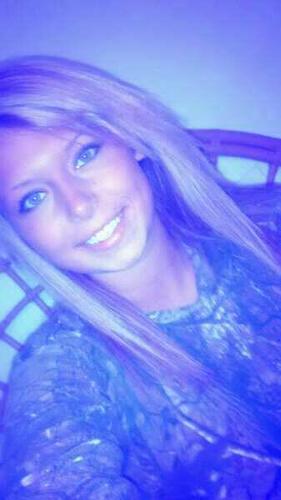 ali_cat012's profile picture. 