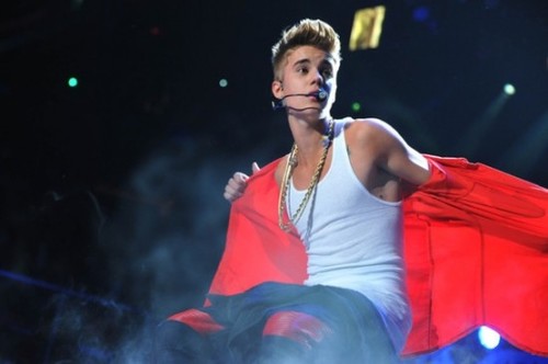 I love you Justin Bieber! Thank You so much :') #Beliebers and #JustinBieber We are a Big Family.
иєνєя ѕαу иєνєя ❤