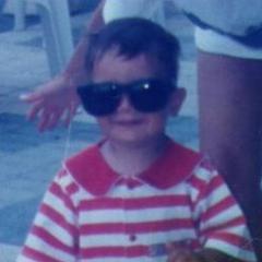 EnriqueAlexis's profile picture. Ante todo, persona