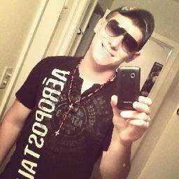 Risk Taker, Loves to compete, very open to helping someone or listening to them, lover AND a fighter:) , Friends and Family are #1 to me. HMU !