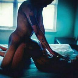 Tweets that make you horny and get you in the mood.18+.Real UNCUT.Beware ;)FOLLOW US :p