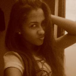 Quando estou com raiva,sou irônica.
Quando estou com ciúmes,sou fria.
Quando estou triste,sou quieta.