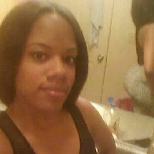 MiRhondaB's profile picture. I'm 20 something and  majoring in nursing, hardworking, exercise freak and is enjoying my life.