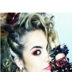Me perdi no seu olhar princesa! @Lua_Blanco
amor eterno por luar,chamel e somic concerteza amo de mais. meu coração vai ser rebelde para sempre :)))