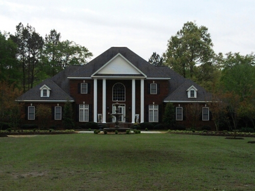 Perfect Southern Outdoor Wedding Venue