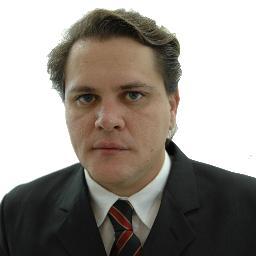 Advogado, Consultor, Escritor e Doutorando em Direito.