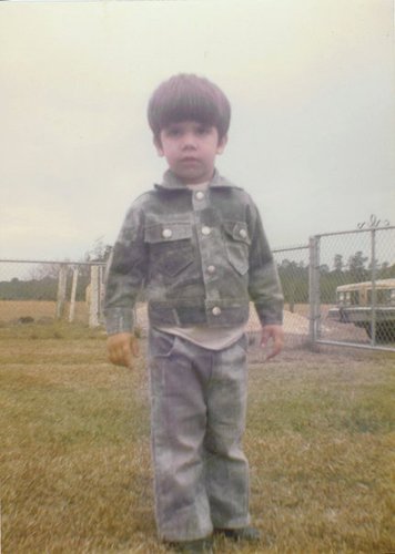 Life, Liberty, Love: That's what He gives us!                     Just a small town boy trying to make it in a great big world...