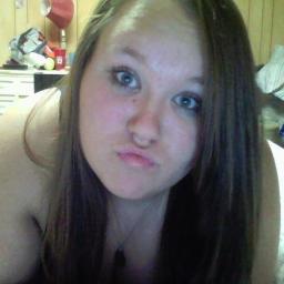 You Follow me I Follow you(: I have Brown Hair , Blue eye`s && I`m waiting for that Special someone && I love to Chill & Hang with my Friends .
&& I love Music