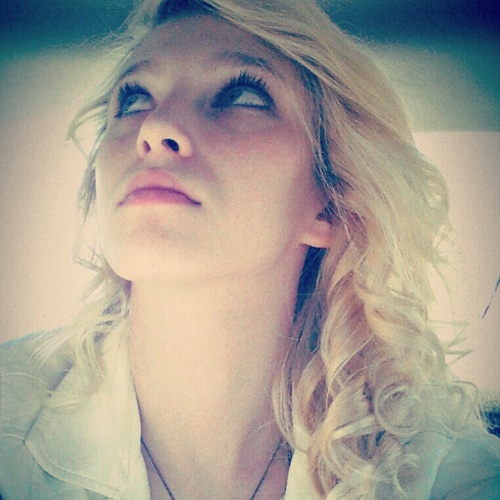 I'm blonde;) I love to sing and dance. I also really like to read:P and I absolutely love Harry Potter3