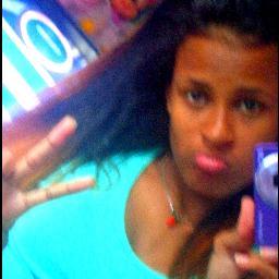 ∿ ' Arine Pólito 
♛.$. Nãão me julgue pela minha aparência, me julgue por quem realmente eu sooou.$.♕