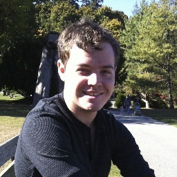 From Bristol. Studied International Relations and Philosophy at UBC Vancouver. Works with computers.