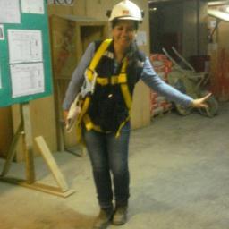 vaniaconsuelo1's profile picture. Arquitecta de profesión, adoro la danza moderna, me encanta dibujar y adoro el cine, muy amiguera!!!