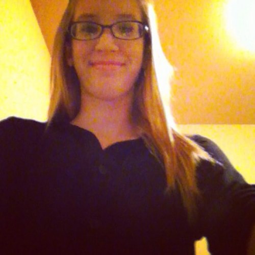 Hey, i'm Jackie! :) follow me! :) 3