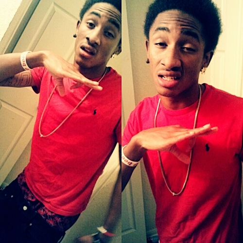 YOUNG NIGGA JUST TRNA MAKE IT IN THIS FUQKED UP LIFE STYLE...