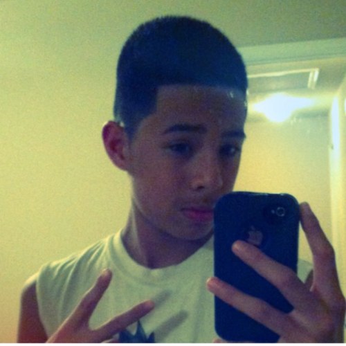 My name is Richard!! I go to Francis Scobee Middle school!! Love to play sports!! Love Music!! TGOD Wiz Khalifa!! And im living life!! $$