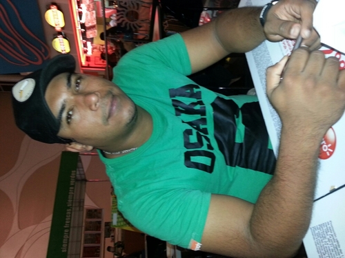 nelsonmc16's profile picture. 