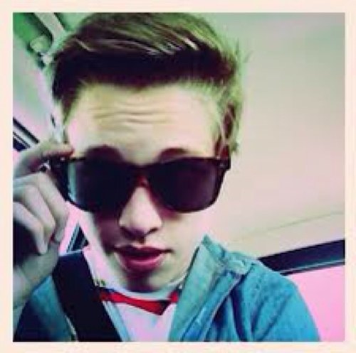 RP- Hey! I'm Ryan. Im pretty much a reserved person until you get to know me. Then you realize that im a crazed lunatic. Rp in dms.