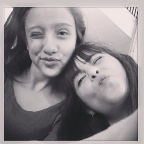 Follow @lucygil98