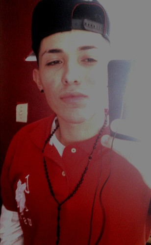 19 Yrs Old
Trynna turn my life around & become a better person! 
College Student
Te cocho y no te pago ;) 
#TeamFollowBack
#Angelique Valdez = My Everything ;*