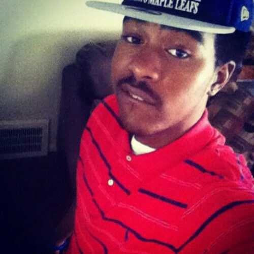 im just a chill layed back ass nigga on a mission. i dont fuck with bullshit or bullshitters, so follow me if you cool and follow me on instagram: @tru_stoner_