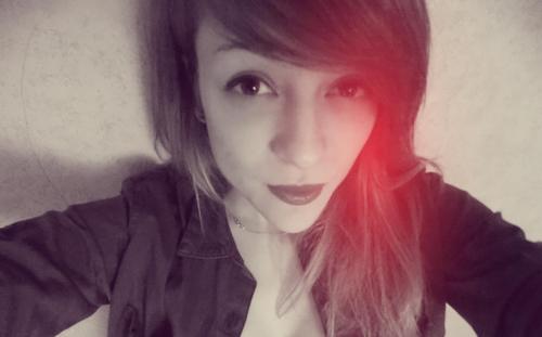 FB : Christina GNS
InstaGram : _chillthefuckdown