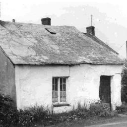 Bancydarren, Capel Dewi, Capel Madog, Cefn-llwyd, Cwmerfyn, Cwmsymlog, Llwyn-prysg, Pen-bont Rhydybeddau, Penrhiwnewydd, Penrhyn-coch, Salem.
