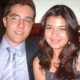 canceriana,16 anos,namorando,bipolar,feliz,reação em cadeia,amigos,gaúcha,luterana,família,gremista.