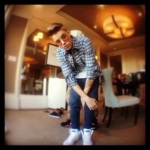 I BELIEVE that I will be the OLLG and always be. Because all Beliebers are Justin's OLLG ♥