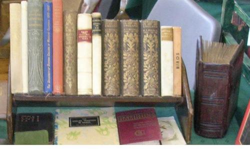 Leeds Book Fair - 2nd hand and antiquarian books and ephemera for the reader and collector. Pudsey Civic Hall, Dawson’s Corner, LS28 5TA. 5 fairs a year.