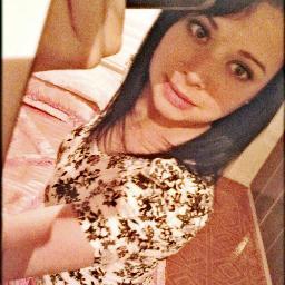 - Desistir é para os fracos, os fortes confiam em #Deus.' .