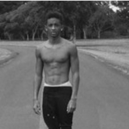 jaden followed me 2/27/12 4:18 pm, best day of my life! i will forever love Jaden!!