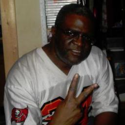 Father of 2 | FSU fan | Tampa Bay Bucs fan | Sports fan | Console and PC Gamer | Star Wars fan | Making nerds cool around the world.