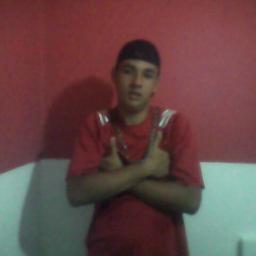 sou um cara feliz alegre e muito gente boa