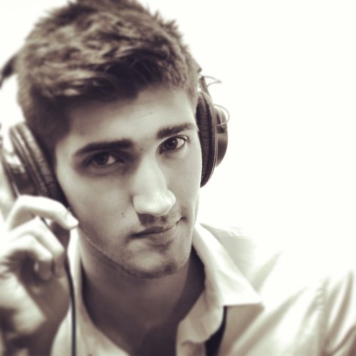 MisterNative's profile picture. My life story doesn't fit into 140 characters because I don't know when to shut up.