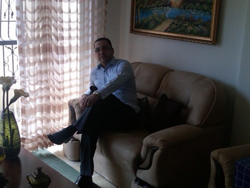 mdecastro01's profile picture. visionario, amigo del amigo, amante a mis hijos y mi familia, me apasiona la politica, fiel a los ideales correctos.