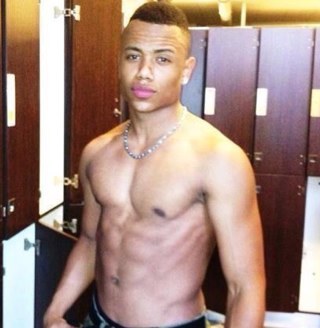 20 / #teamfreak #gay