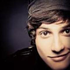 Eles não são normais , e é issu que me faz amar-lo cada vez mais..  Mel and Chay *-*  | Since: 01.09.12 
http://t.co/QVXFwN8U