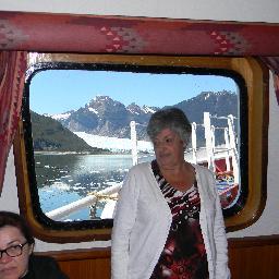 chary610's profile picture. 